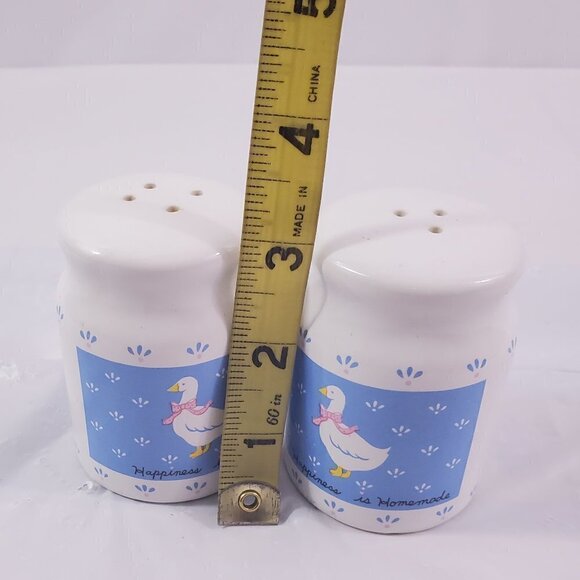 VTG 1987 HAPPINESS IS HOMEMADE Geese 2 Piece Ceramic Salt & Pepper Shaker Set - Picture 10 of 15